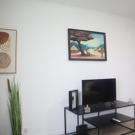 Cosy Sun-Mantes-La-Jolie Apartment Екстериор снимка