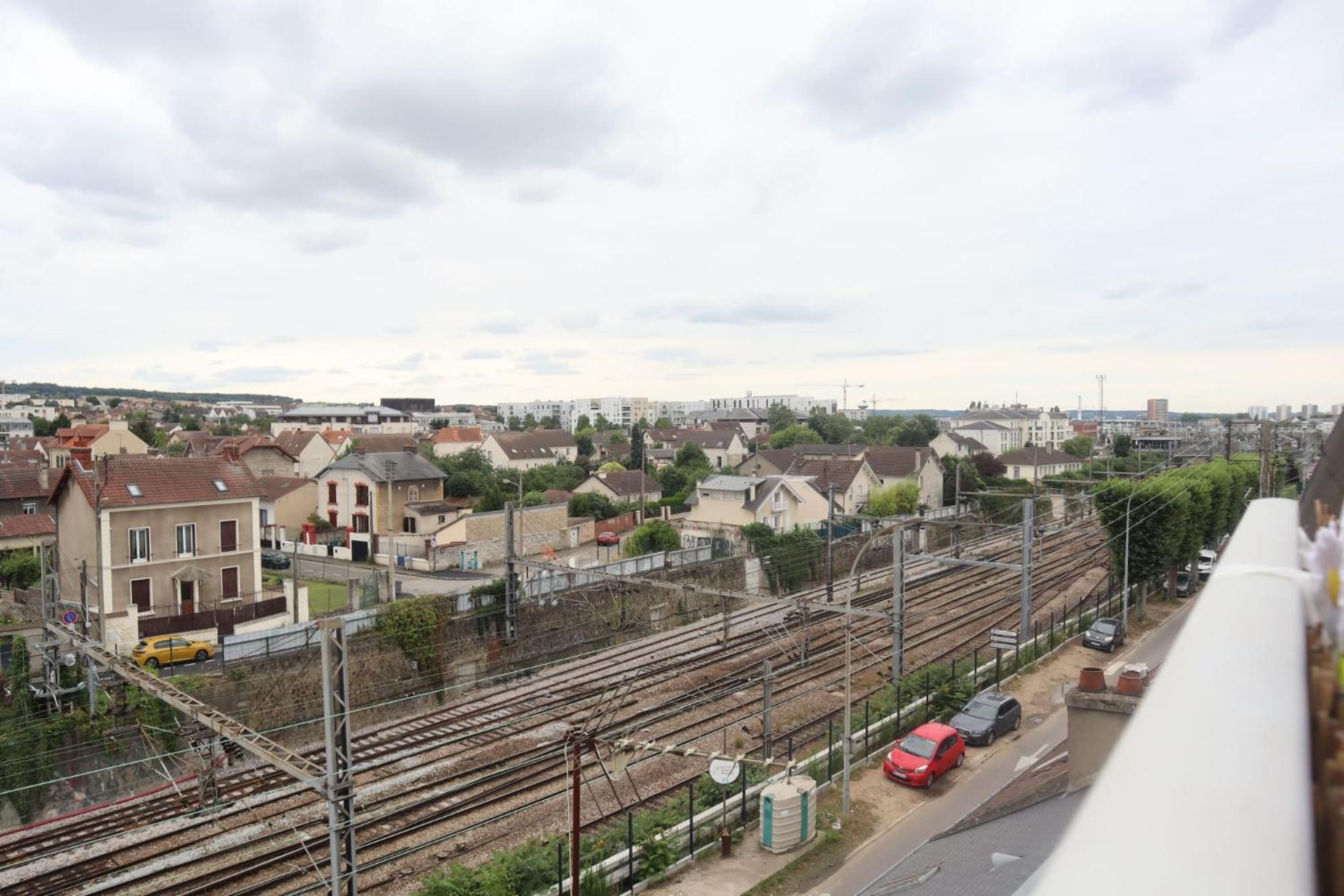 Cosy Sun-Mantes-La-Jolie Apartment Екстериор снимка